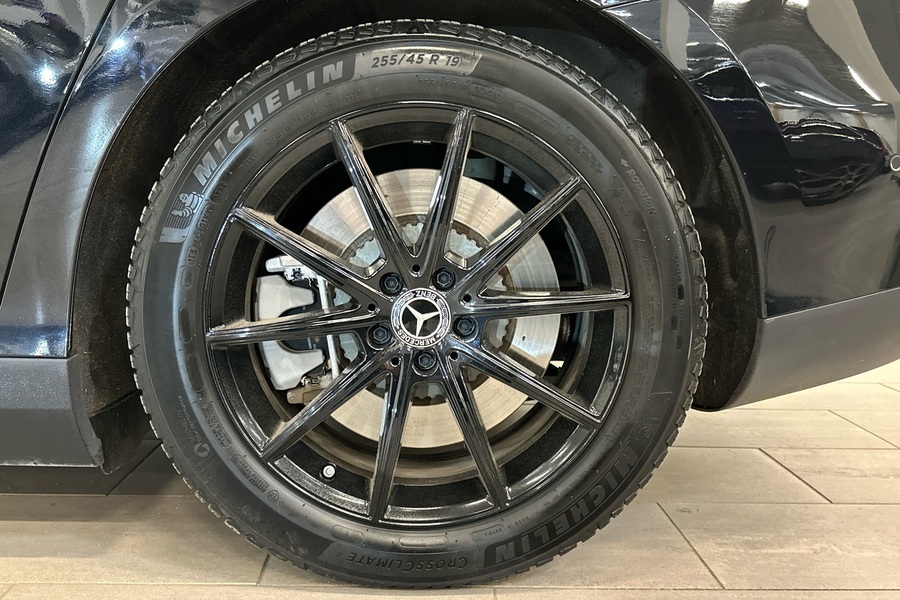 Mercedes-Benz EQE vaihtoauto