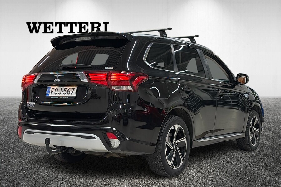 Mitsubishi Outlander PHEV vaihtoauto
