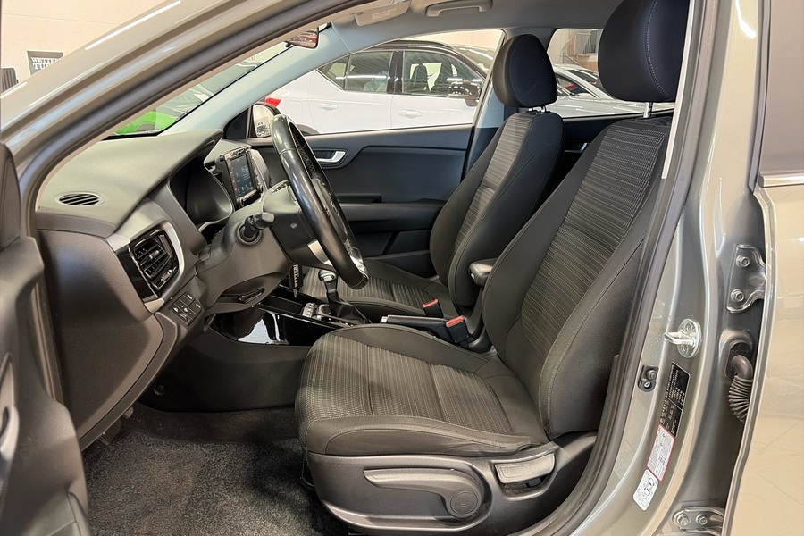 Kia Stonic vaihtoauto