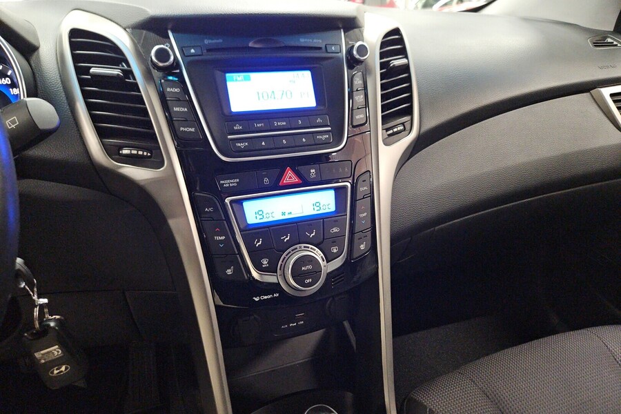 Hyundai i30 5d vaihtoauto