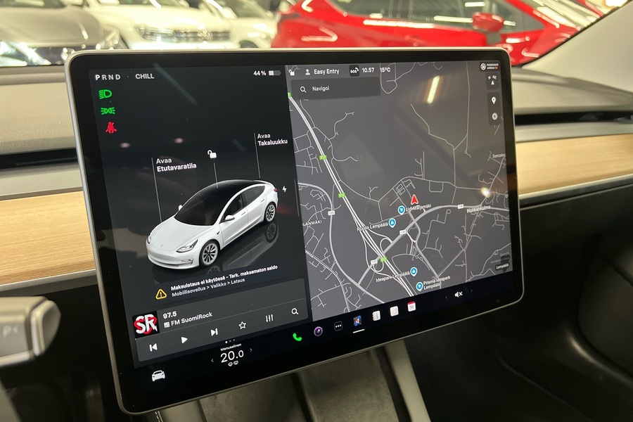 Tesla Model 3 vaihtoauto