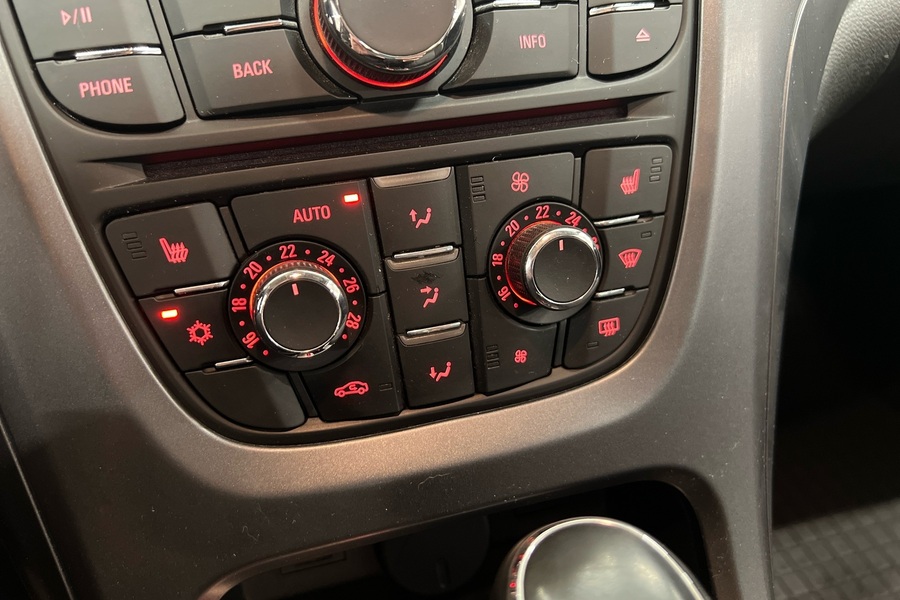 Opel Astra vaihtoauto