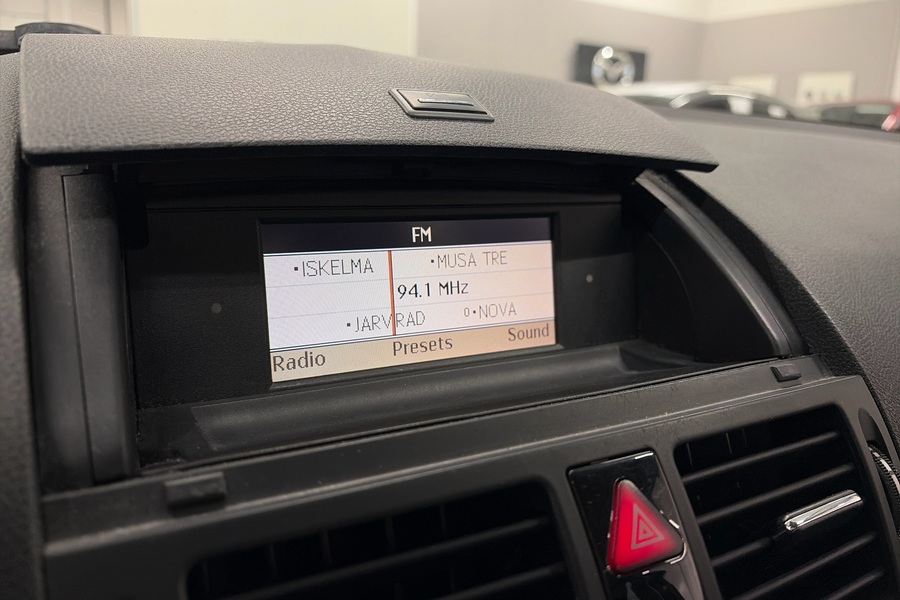 Mercedes-Benz C vaihtoauto