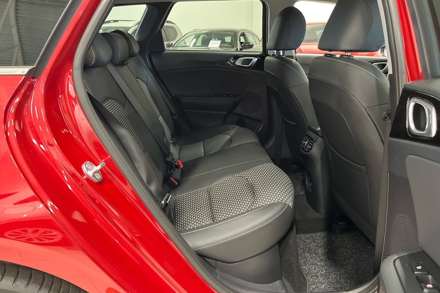 Kia Ceed vaihtoauto