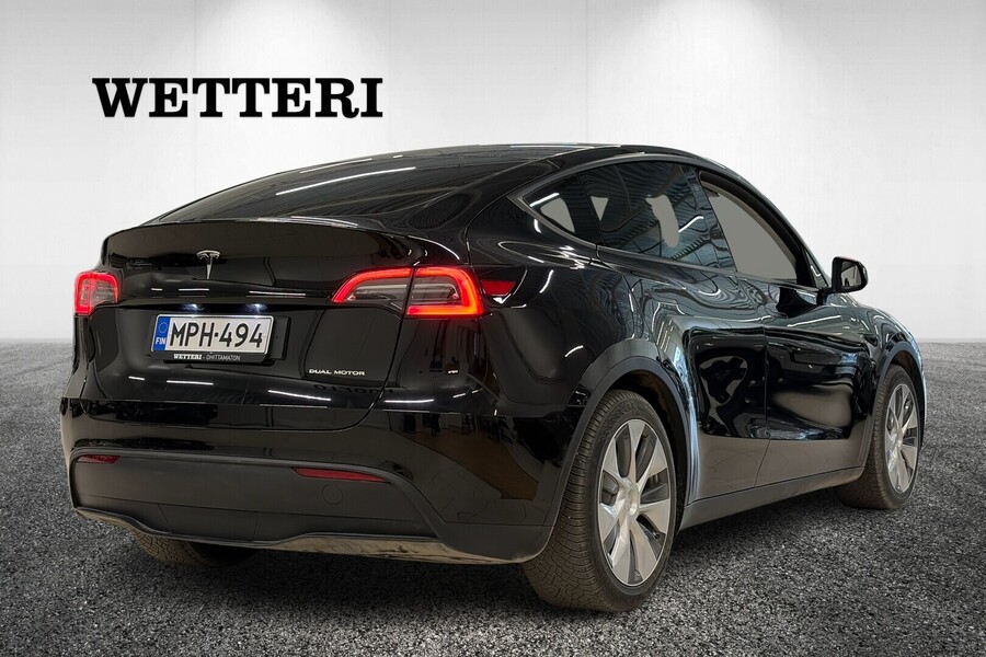 Tesla Model Y vaihtoauto