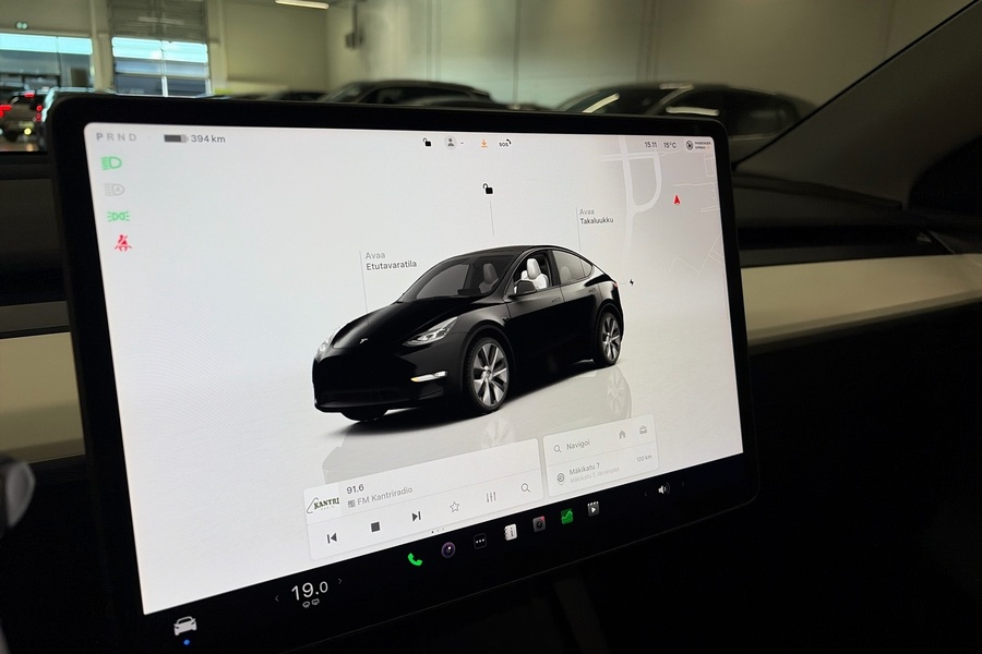 Tesla Model Y vaihtoauto