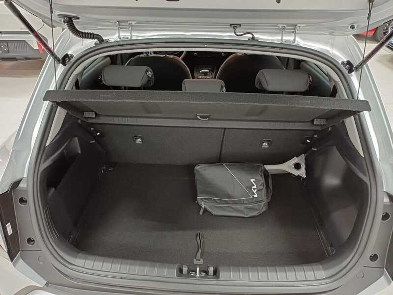 Kia Stonic vaihtoauto