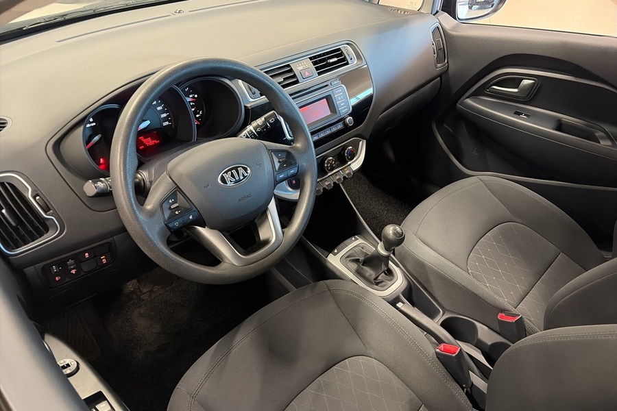 Kia Rio vaihtoauto