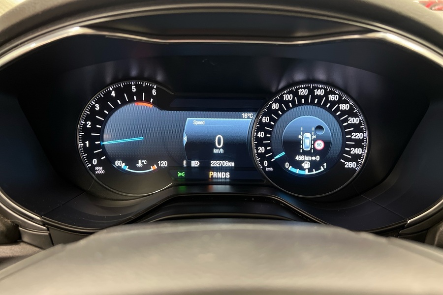 Ford Mondeo vaihtoauto