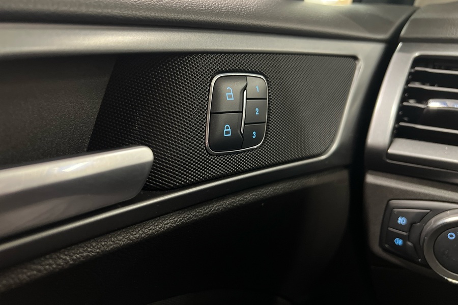 Ford Mondeo vaihtoauto