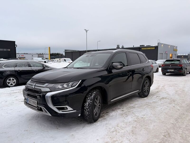 Mitsubishi Outlander PHEV vaihtoauto