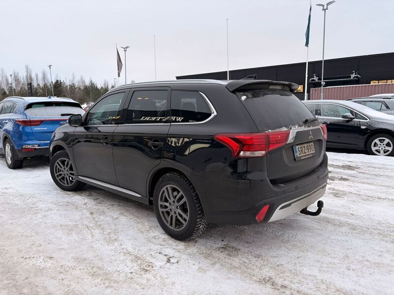 Mitsubishi Outlander PHEV vaihtoauto