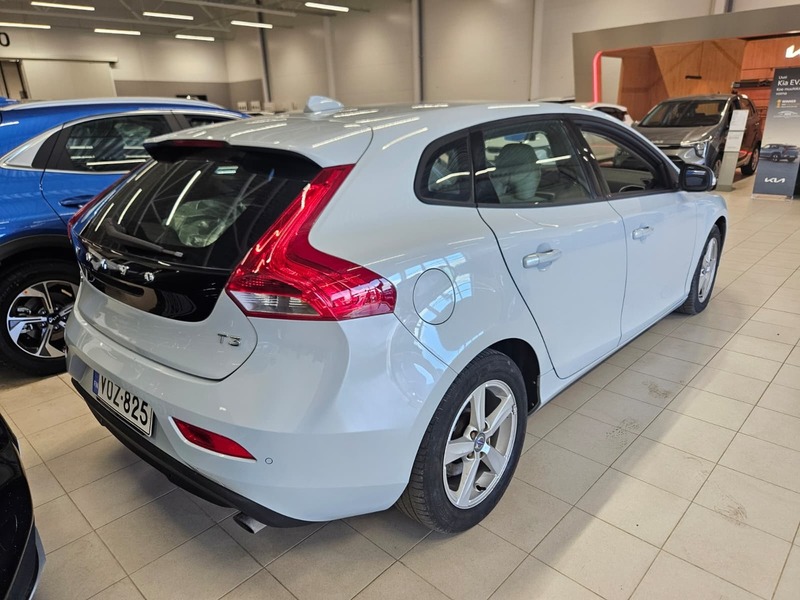 Volvo V40 vaihtoauto