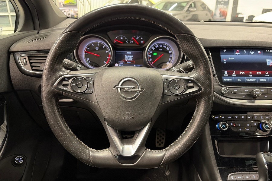 Opel Astra vaihtoauto