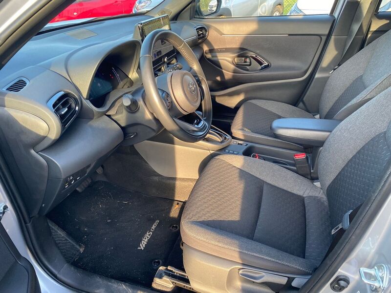 Toyota Yaris Cross vaihtoauto