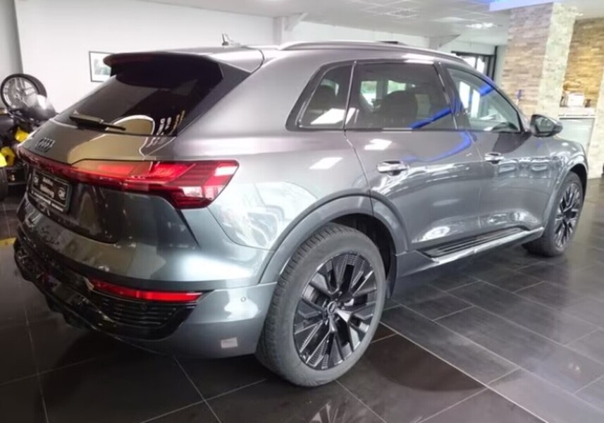 Audi Q8 e-tron vaihtoauto