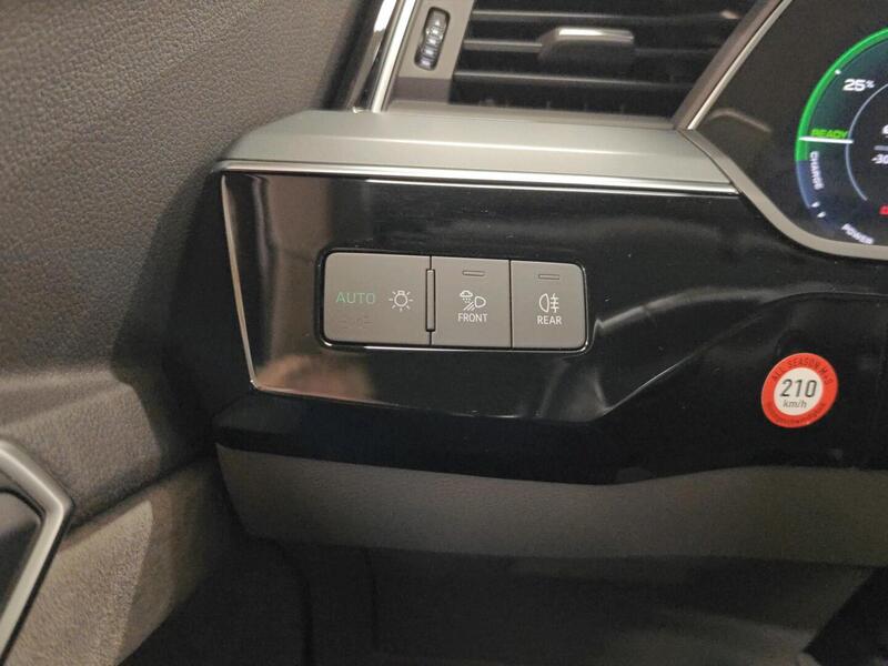 Audi e-tron vaihtoauto