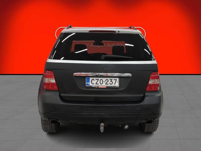 Mercedes-Benz ML vaihtoauto