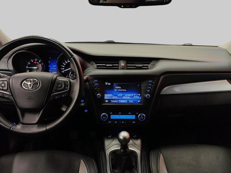 Toyota Avensis vaihtoauto