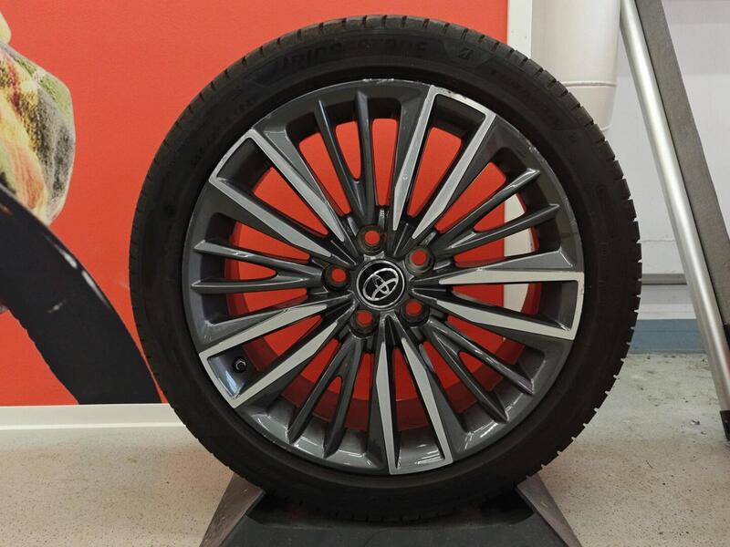 Toyota Avensis vaihtoauto