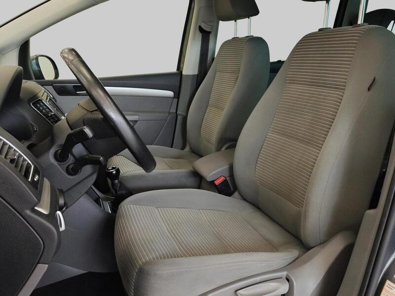 SEAT Alhambra vaihtoauto