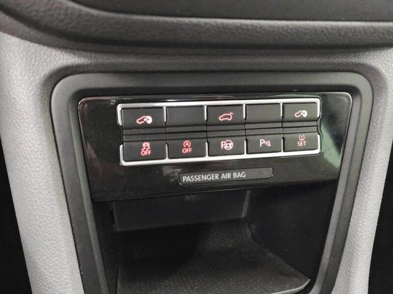 SEAT Alhambra vaihtoauto