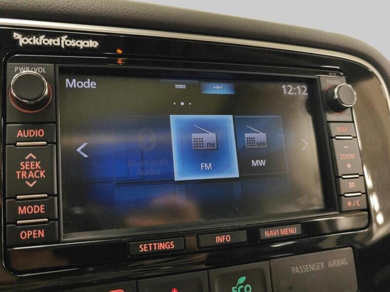 Mitsubishi Outlander PHEV vaihtoauto