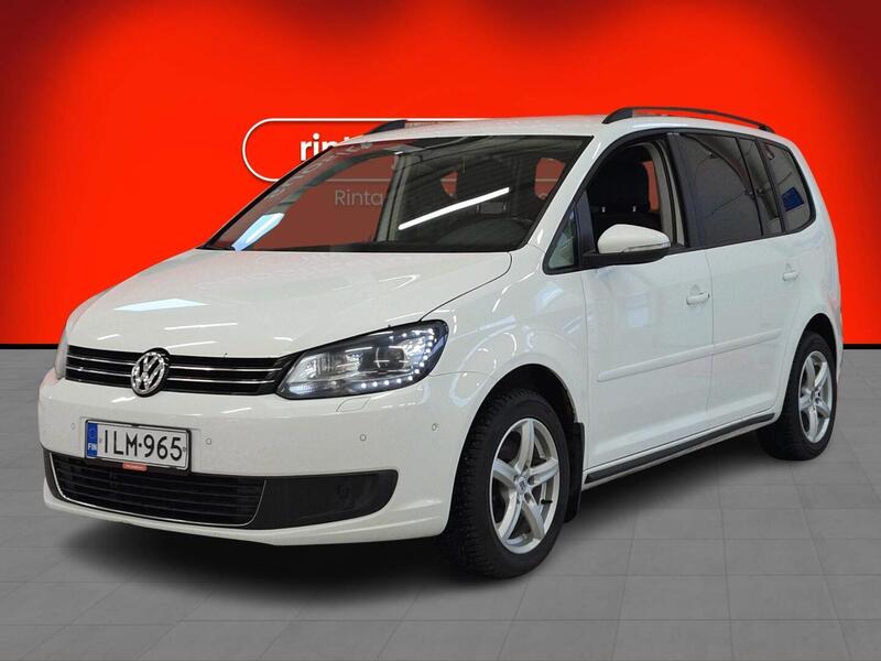 Volkswagen Touran vaihtoauto