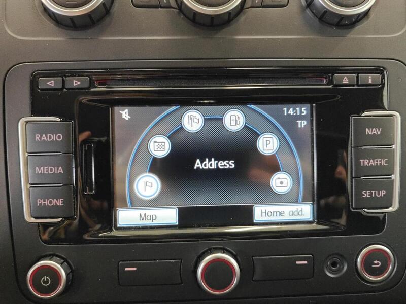 Volkswagen Touran vaihtoauto