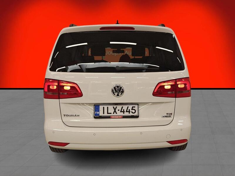 Volkswagen Touran vaihtoauto