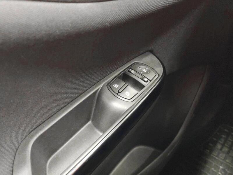 Opel Corsa vaihtoauto