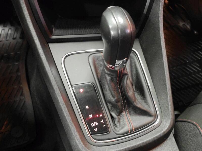 SEAT Leon vaihtoauto