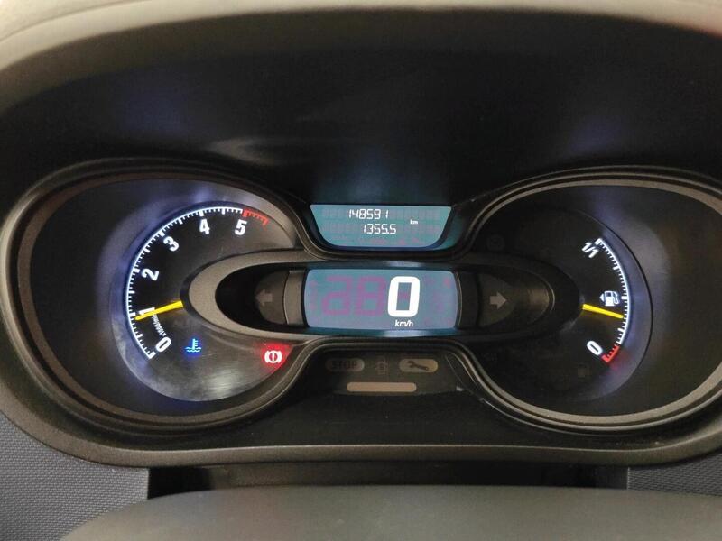 Opel Vivaro vaihtoauto