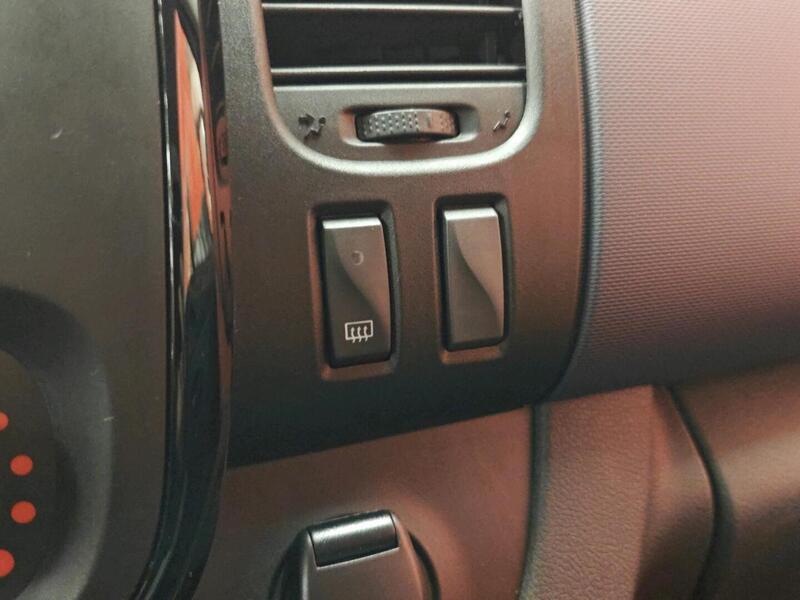 Opel Vivaro vaihtoauto