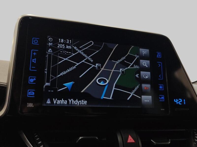 Toyota C-HR vaihtoauto