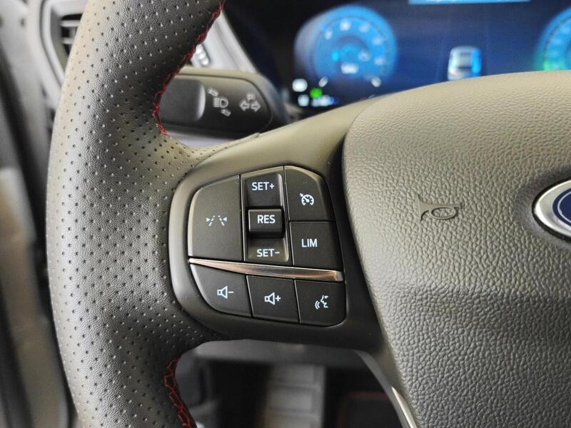 Ford Kuga vaihtoauto