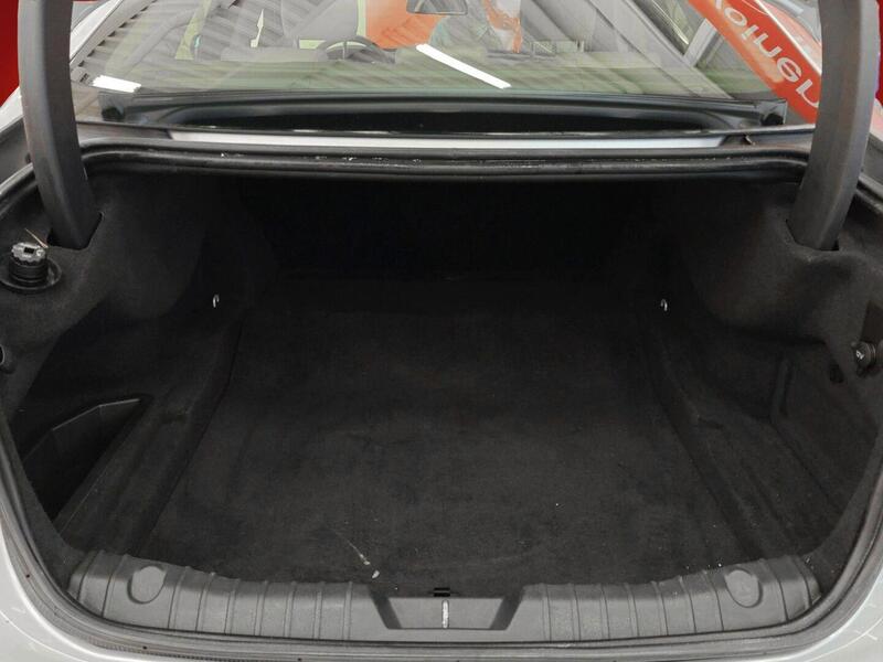 Jaguar XF vaihtoauto