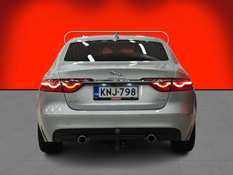 Jaguar XF vaihtoauto