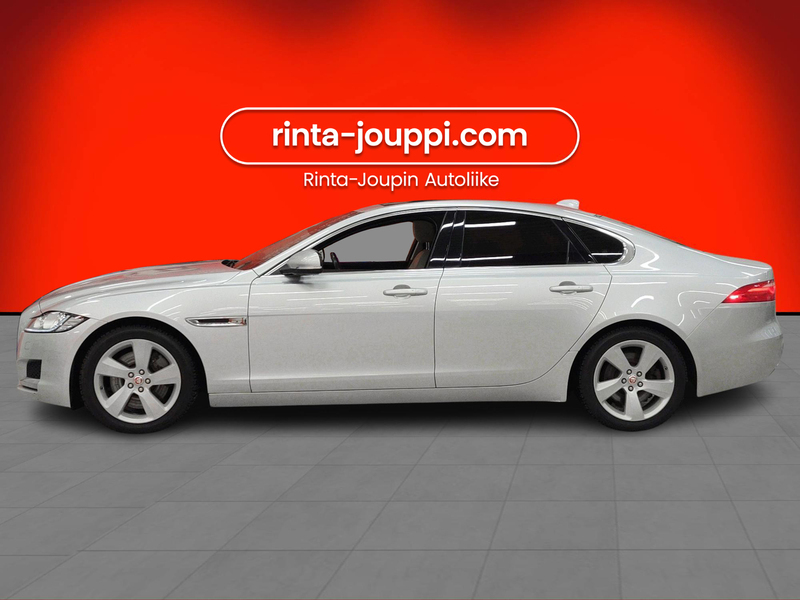 Jaguar XF vaihtoauto