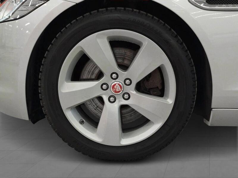 Jaguar XF vaihtoauto