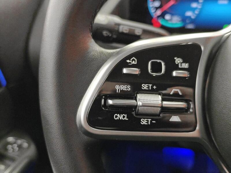 Mercedes-Benz EQA vaihtoauto