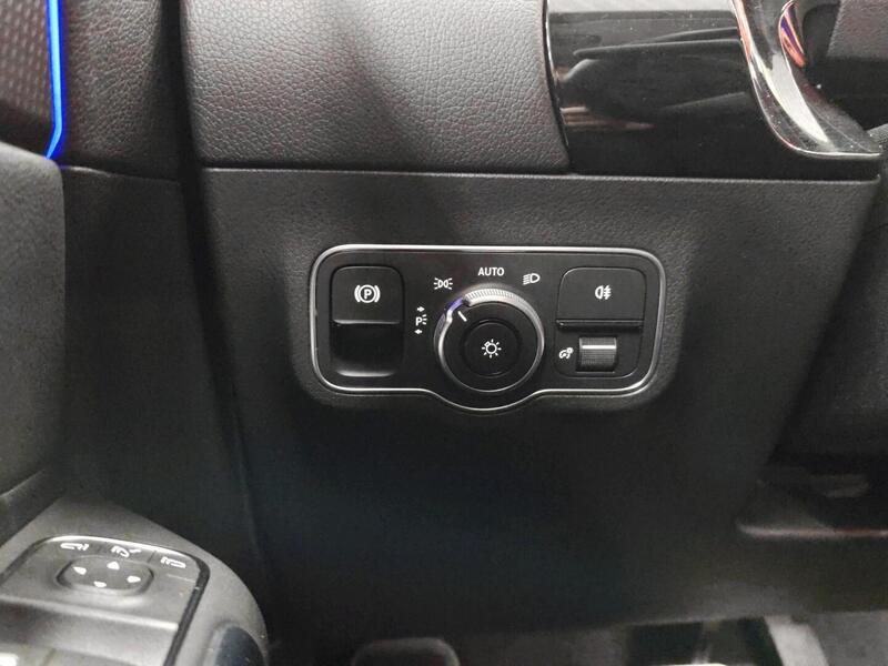 Mercedes-Benz EQA vaihtoauto