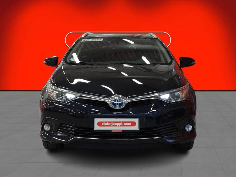 Toyota Auris vaihtoauto