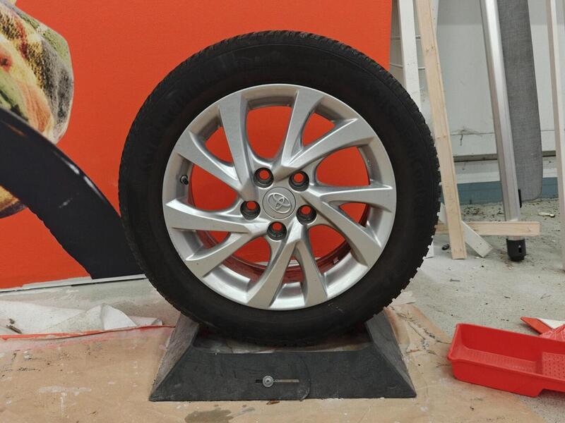 Toyota Auris vaihtoauto