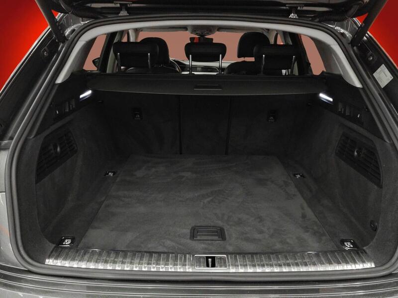 Audi Q8 e-tron vaihtoauto