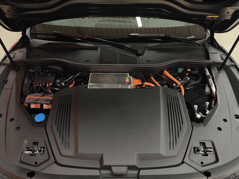 Audi Q8 e-tron vaihtoauto