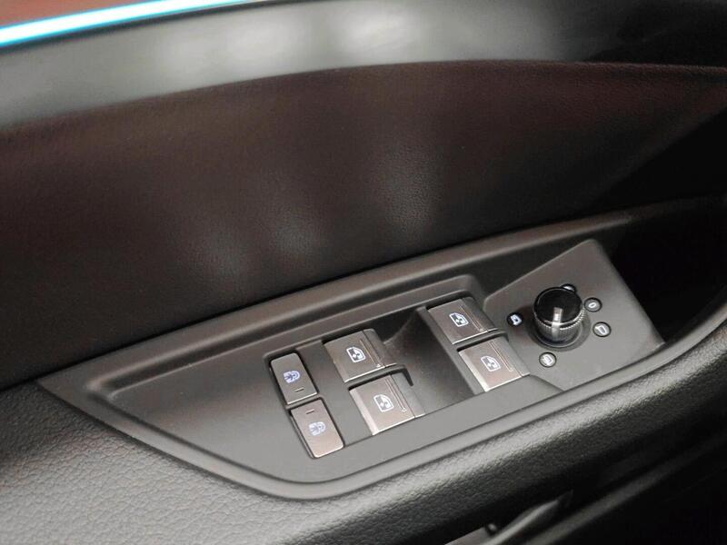 Audi Q8 e-tron vaihtoauto