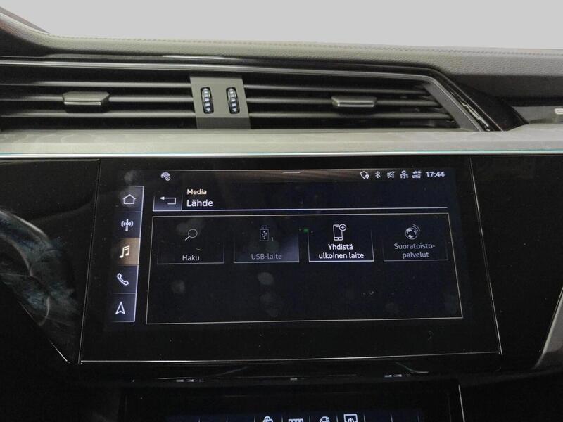 Audi Q8 e-tron vaihtoauto