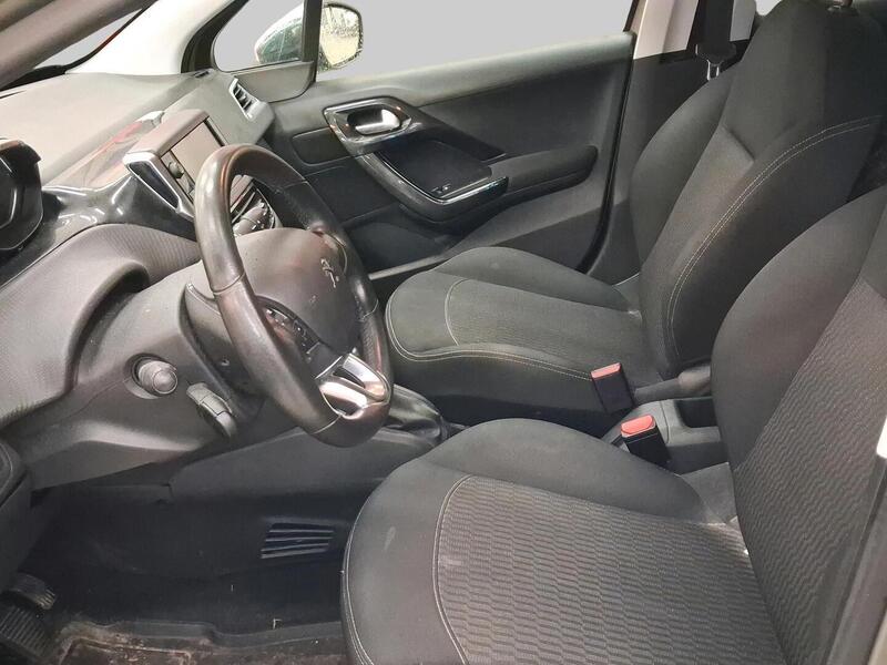 Peugeot 208 vaihtoauto