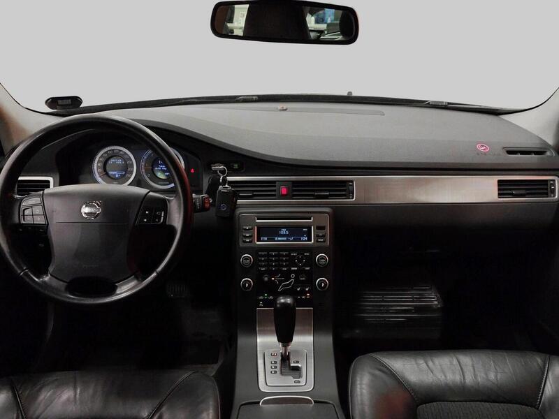 Volvo V70 vaihtoauto